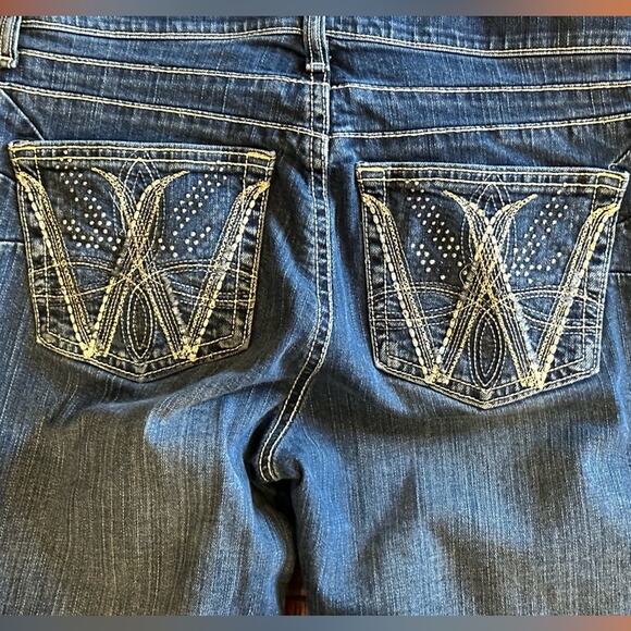 Wrangler Women's Size -7/8  31 x 31.5 Western Bootcut Jeans with W Pockets - Picture 6 of 6